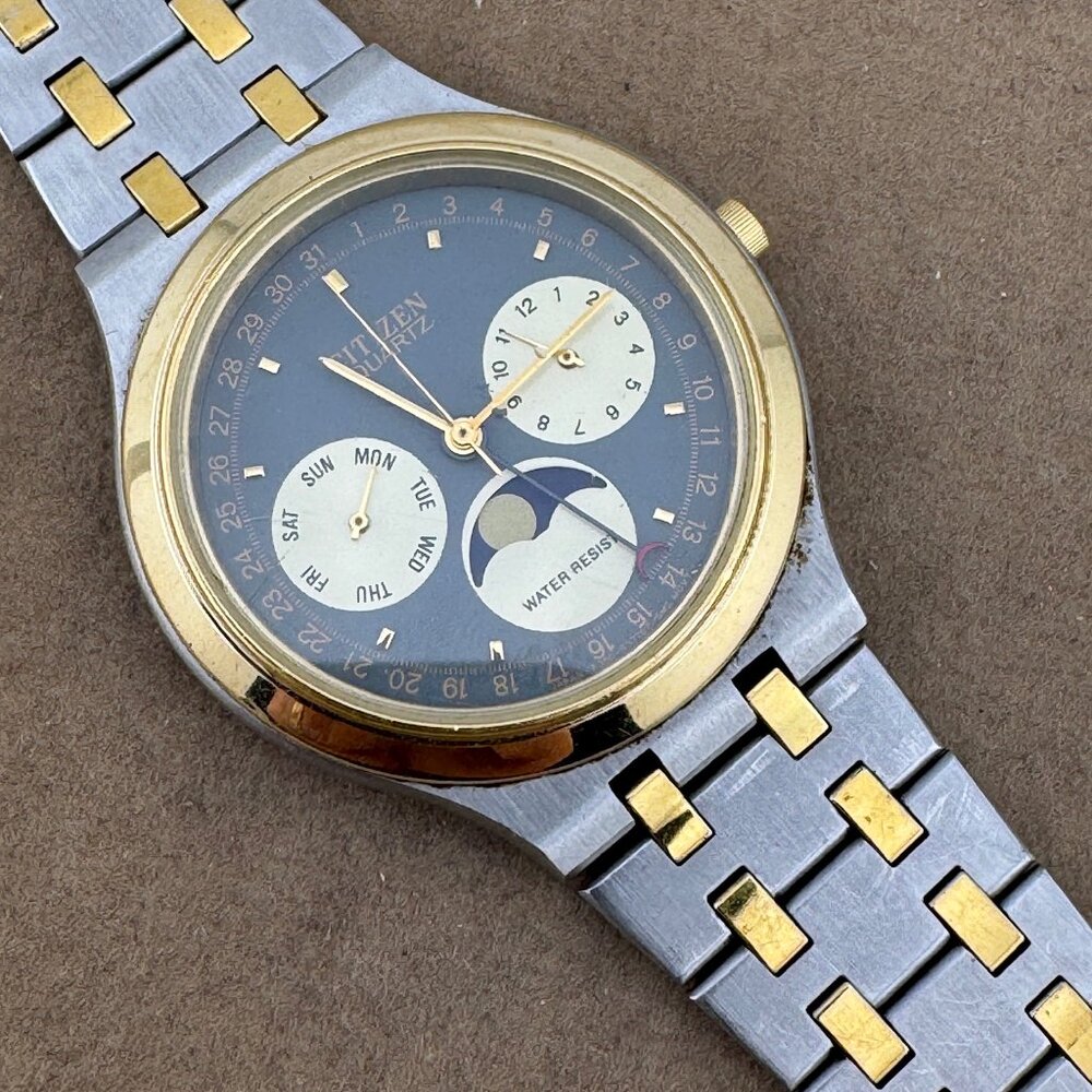 Vintage Citizen Moon Phase Watch18K Gold Plated Bezel all stainless steel